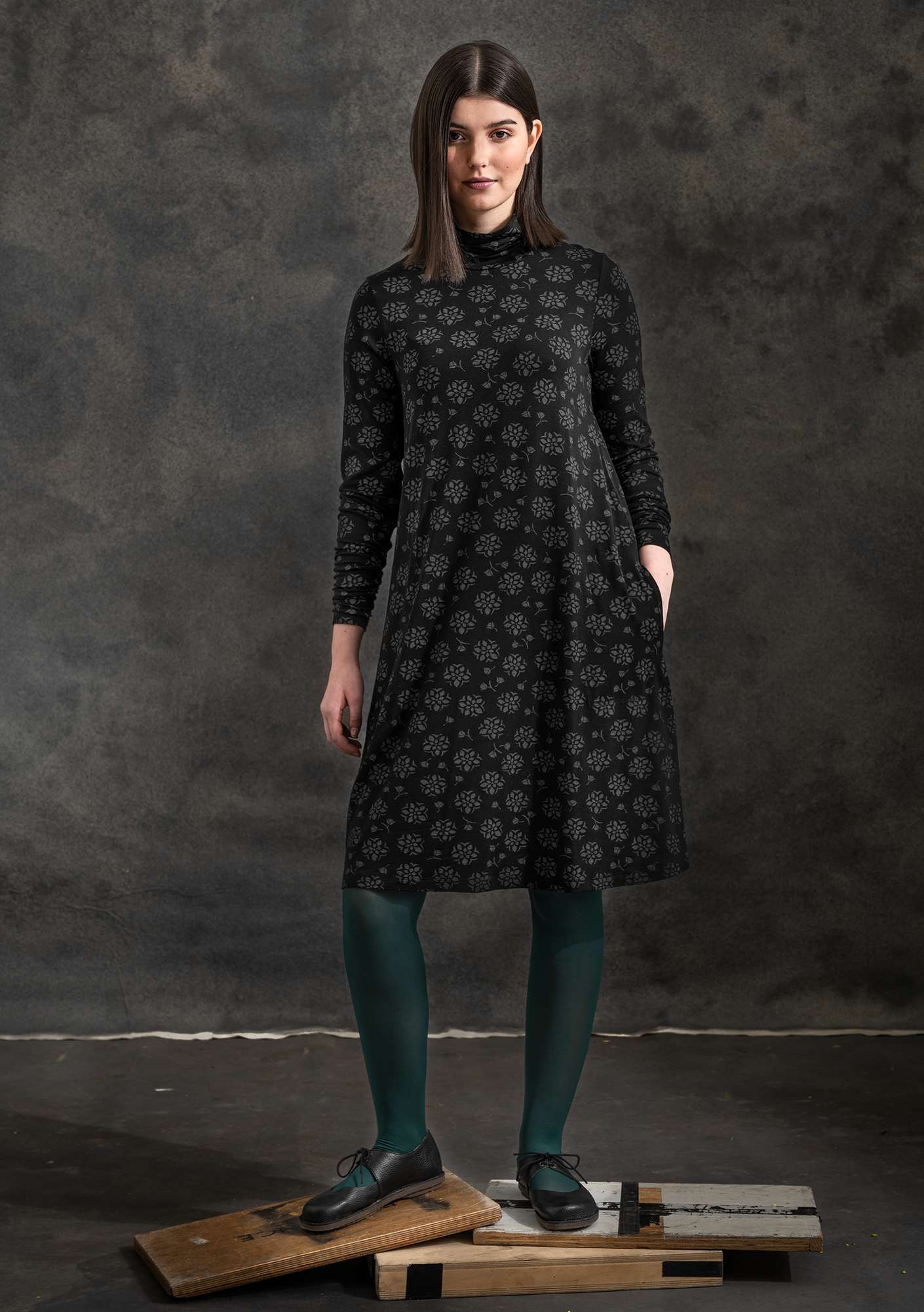 “Akita” lyocell/elastane polo-neck dress black/patterned