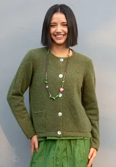 Cardigan knitted from an alpaca blend - pine
