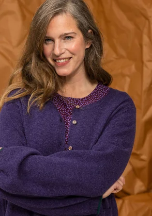 Gestreifte, gepunktete oder einfarbige Strickjacke „Wilma“ aus Lammwolle - gewitterlila-melange