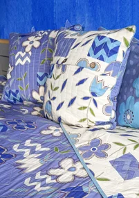 “Drömmar” organic cotton quilted cushion cover - dark lavender