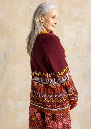 Gemusterter Pullover „Harsprång“ aus Lammwolle/Recycling-Wollgemisch - aubergine