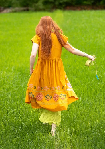 Ärmelloses Kleid „Cross“ aus Bio-Baumwolle - senf