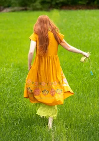 Ärmelloses Kleid „Cross“ aus Bio-Baumwolle - senf