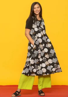 "Kompass"-trikoomekko ekologista puuvillaa - musta