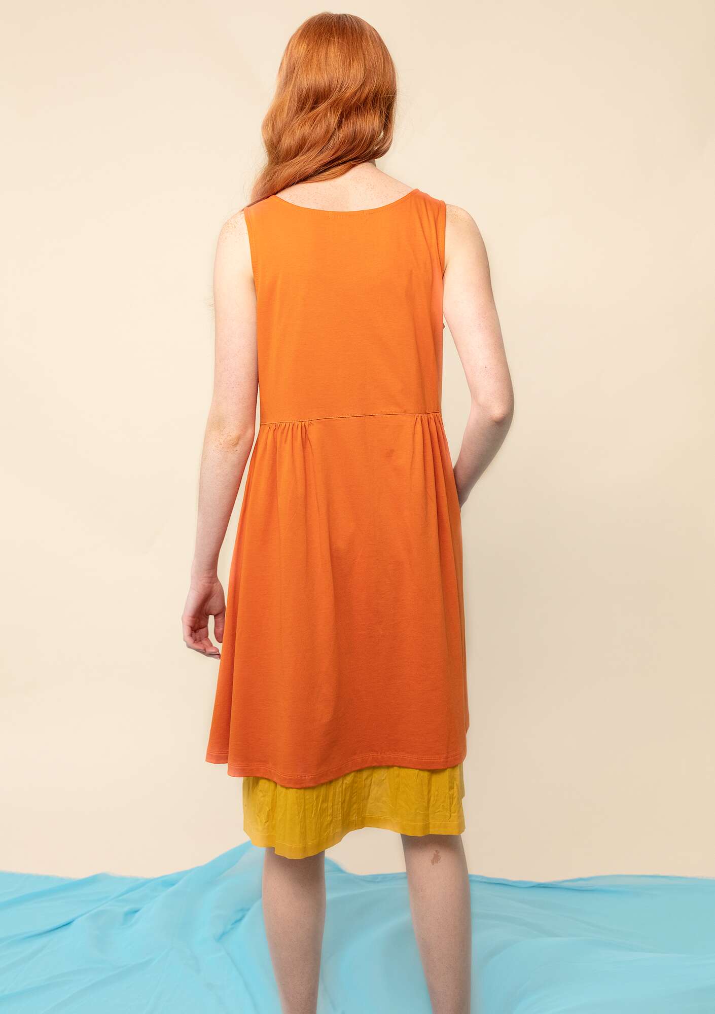 “Lotus” jersey dress in organic cotton burnt orange thumbnail