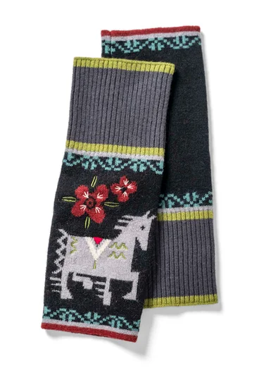 Feru fingerless gloves in wool/lyocell - black