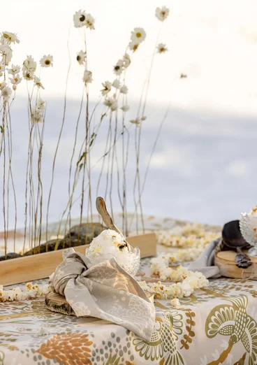 “Alaska Forest” tablecloth in organic cotton - eggshell