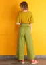 Pantalon tissé "Neela" en coton biologique (vert anis clair L)