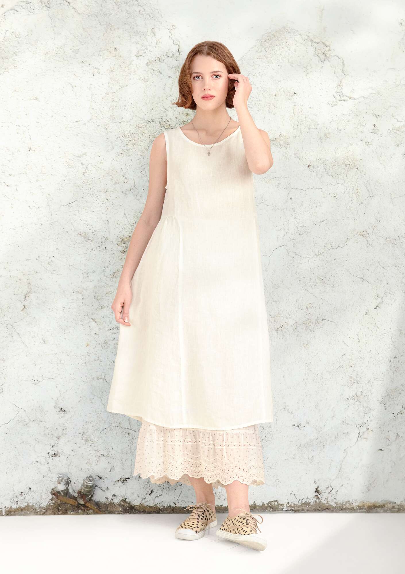 Woven linen dress semi-bleached