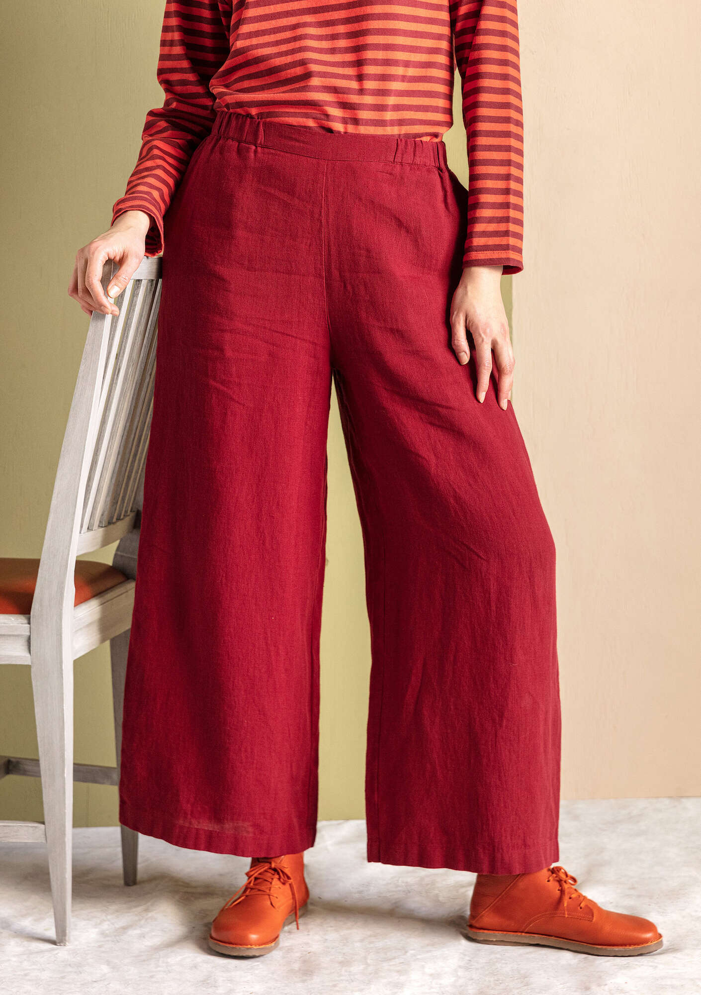 Pantalon  Fiona  en lin tissé rouge agate
