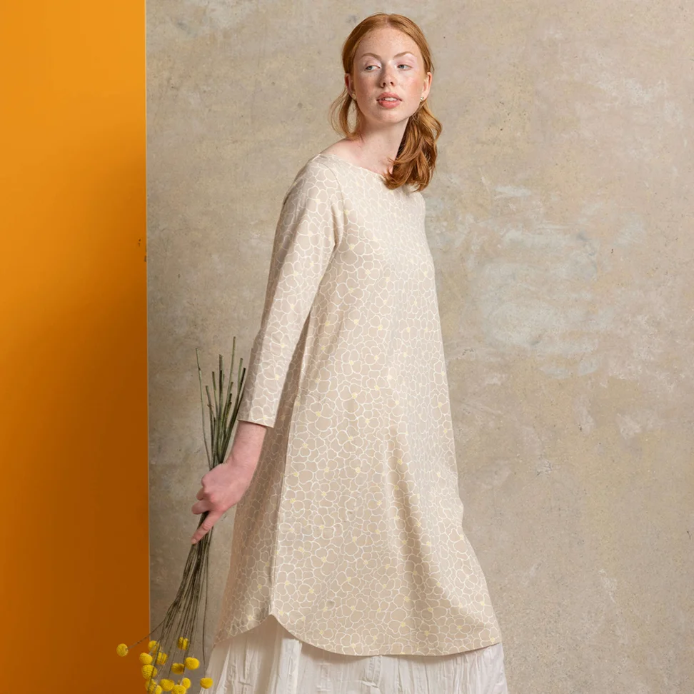 Tricot jurk "Theia" van biologisch katoen/elastaan - naturel/dessin