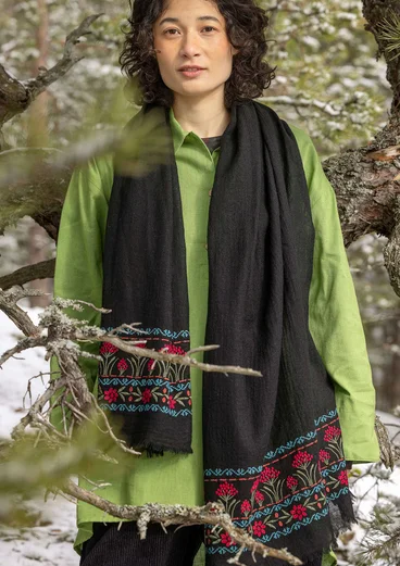 “Kiruna” woven wool scarf - black