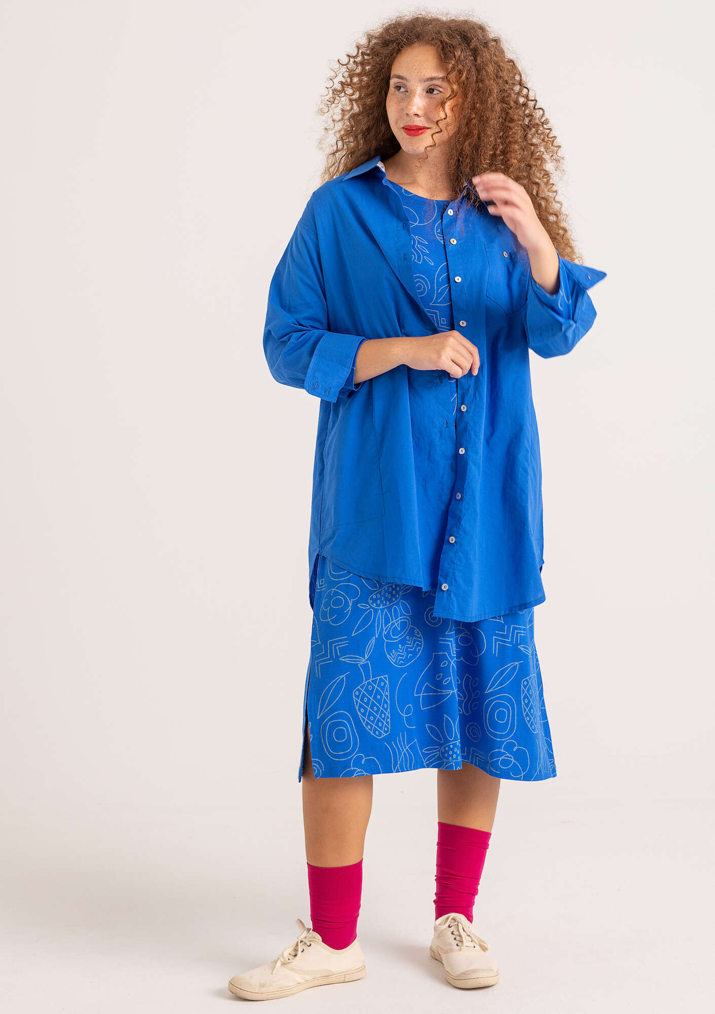 “Palette” shirt dress in organic cotton sapphire blue