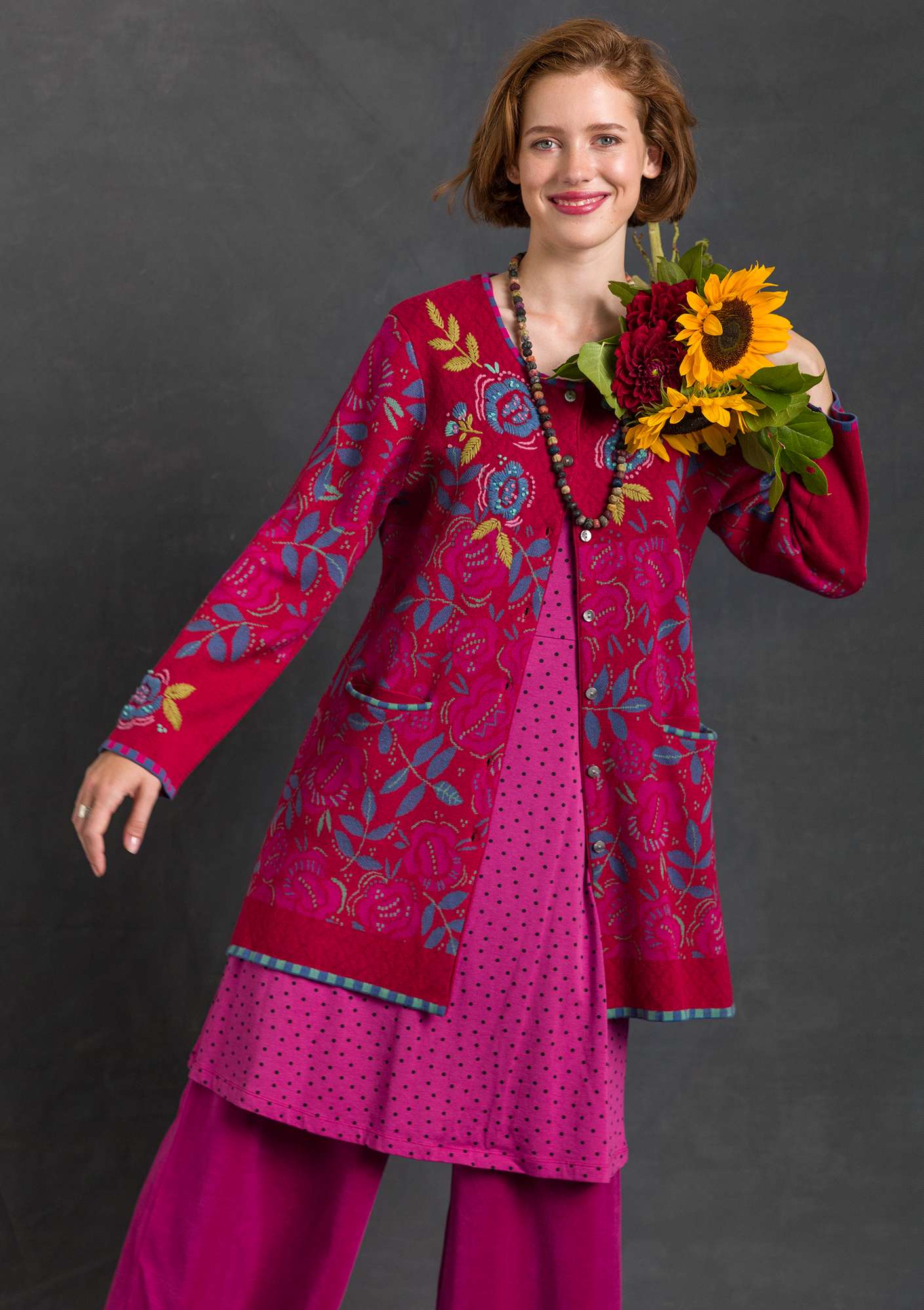 “China Rose” hand-embroidered cardigan in a wool and organic cotton blend cranberry thumbnail