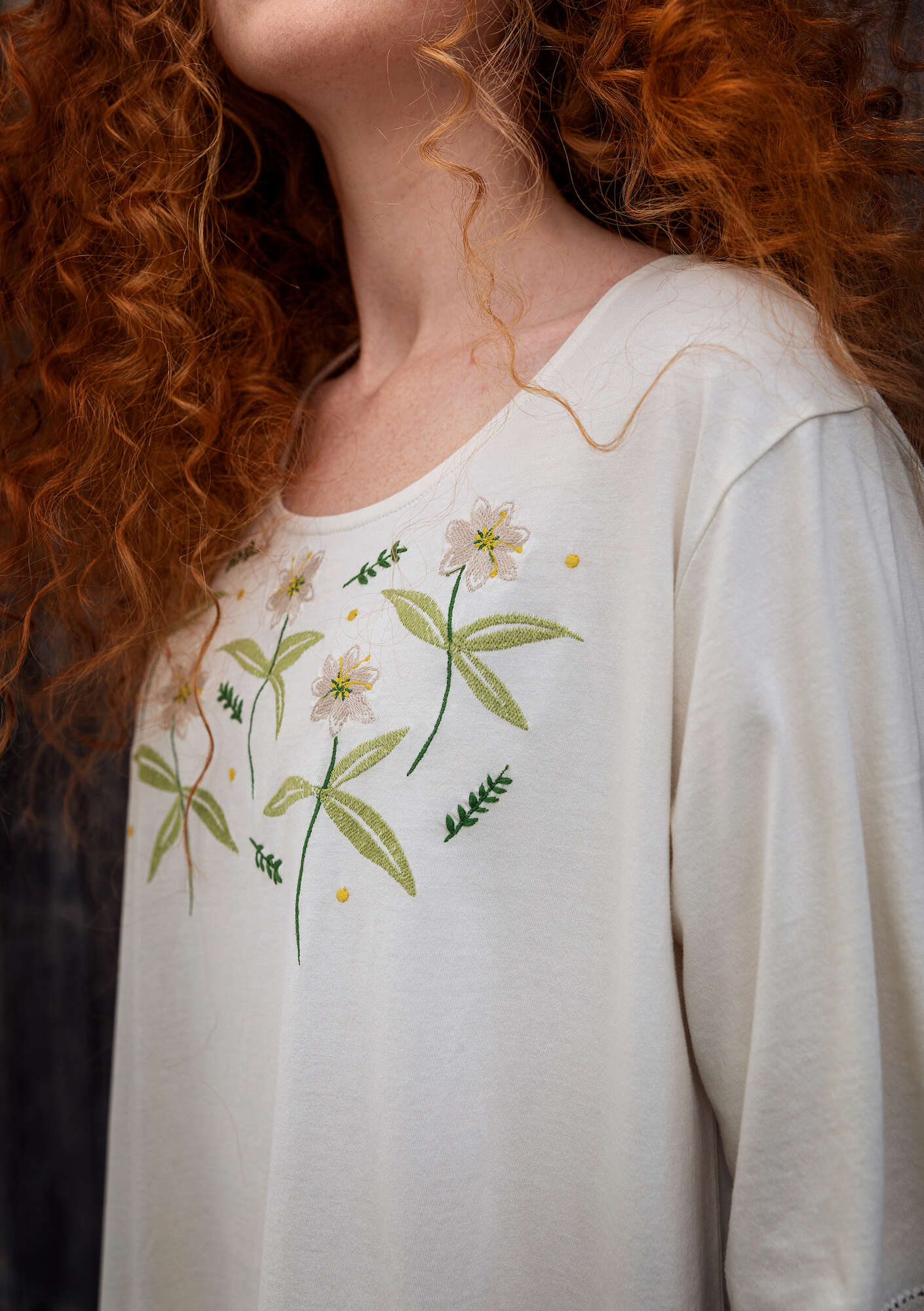 “Skogsstjärna” nightgown in organic cotton almond milk thumbnail