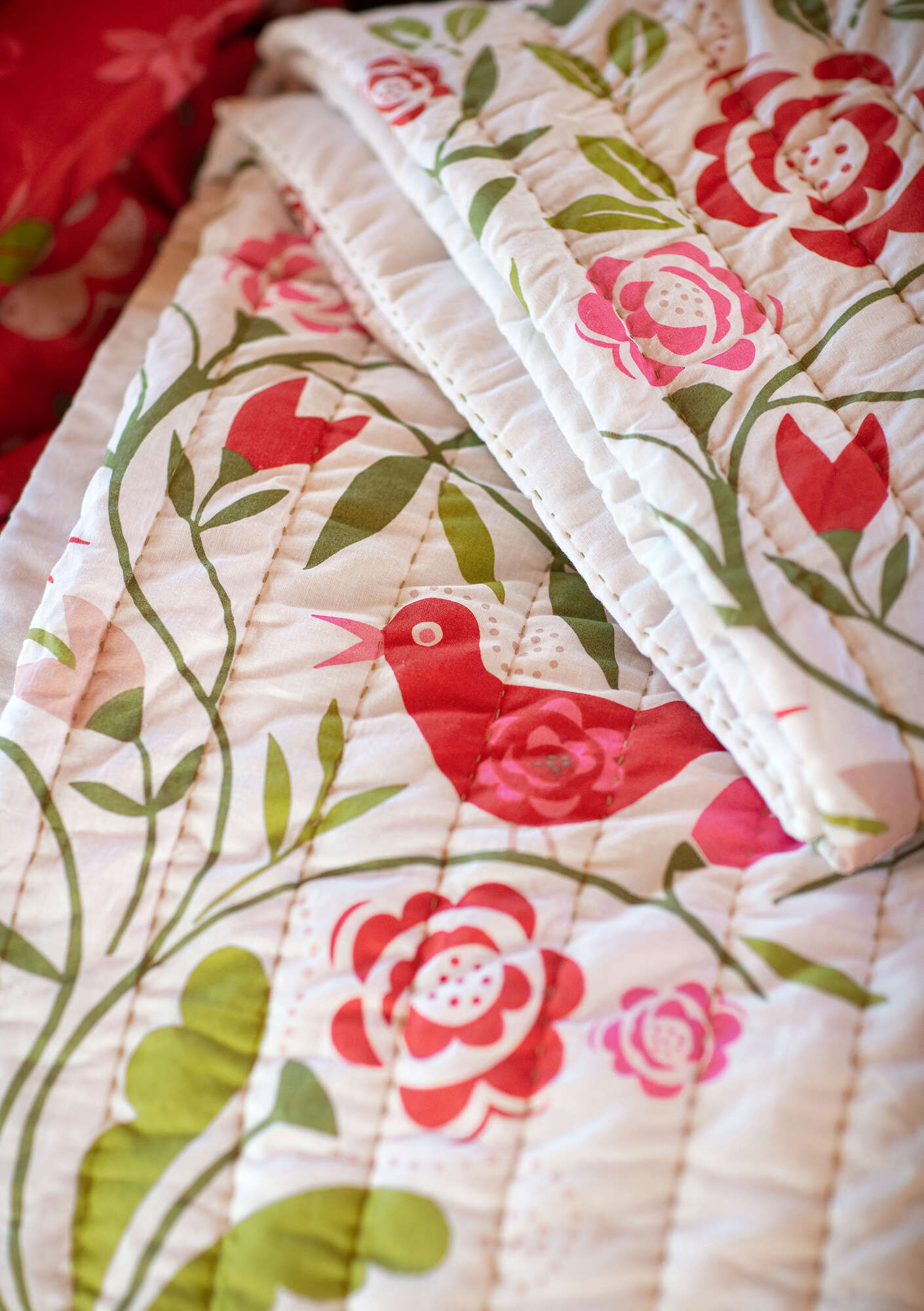 “Ottenby” organic cotton bedspread for a single bed wild strawberry