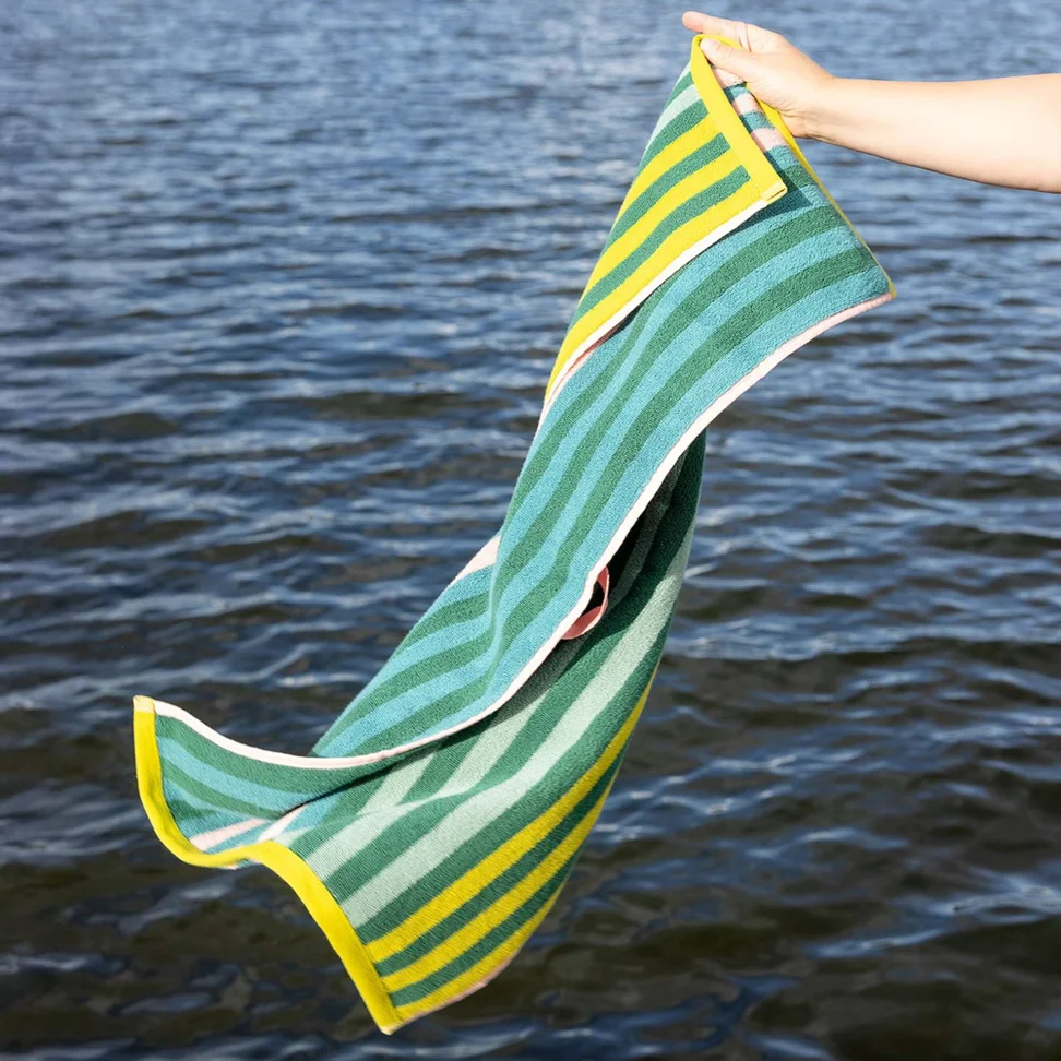 “Sunset” towel in organic cotton - green sea glass