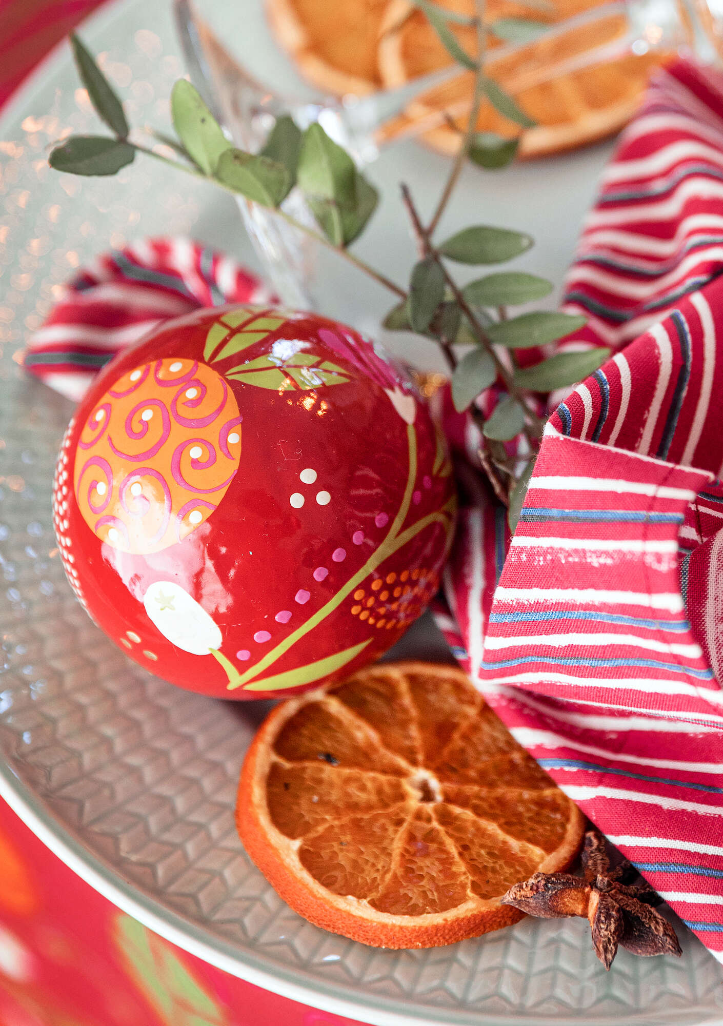 “Lisbeth” papier maché ornaments parrot red thumbnail