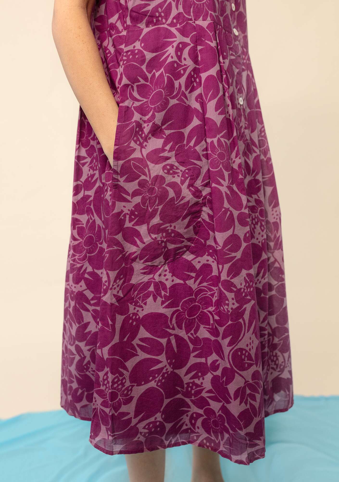 Kleid „Lotus“ aus Öko-Baumwollgewebe traube-gemustert thumbnail