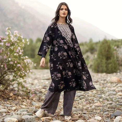 Webkleid „Rose hip“ aus Bio-Baumwolle - schwarz