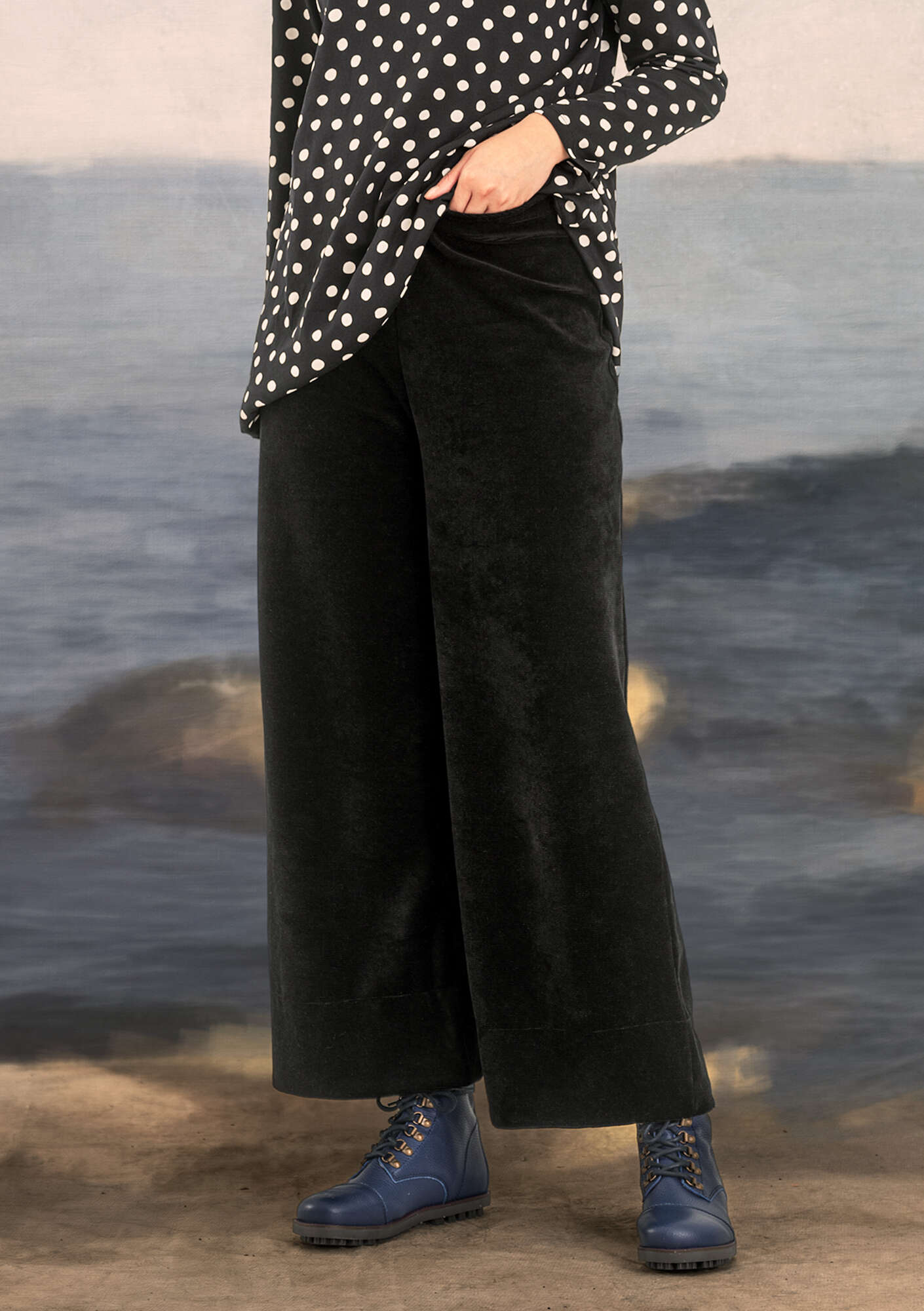Pantalon en velours de coton biologique/polyester recyclé/élasthanne noir thumbnail