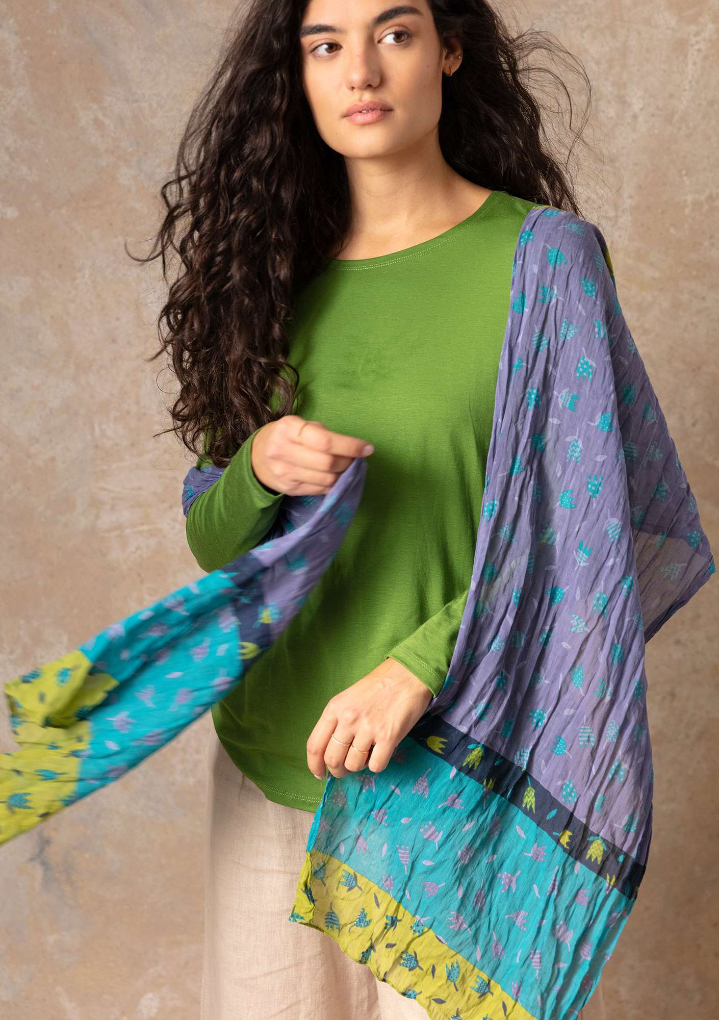 “Serafina  organic cotton shawl sky blue/patterned thumbnail