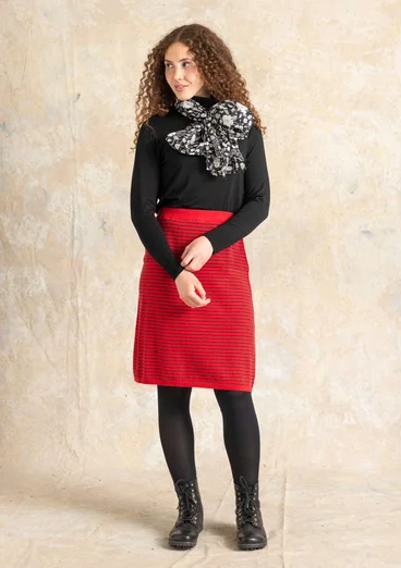 “Sylvi” fine-knit skirt in organic cotton/wool - amaryllis/dark aubergine
