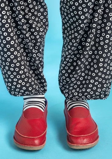 Resårsko "Irma" i nappa - agatröd