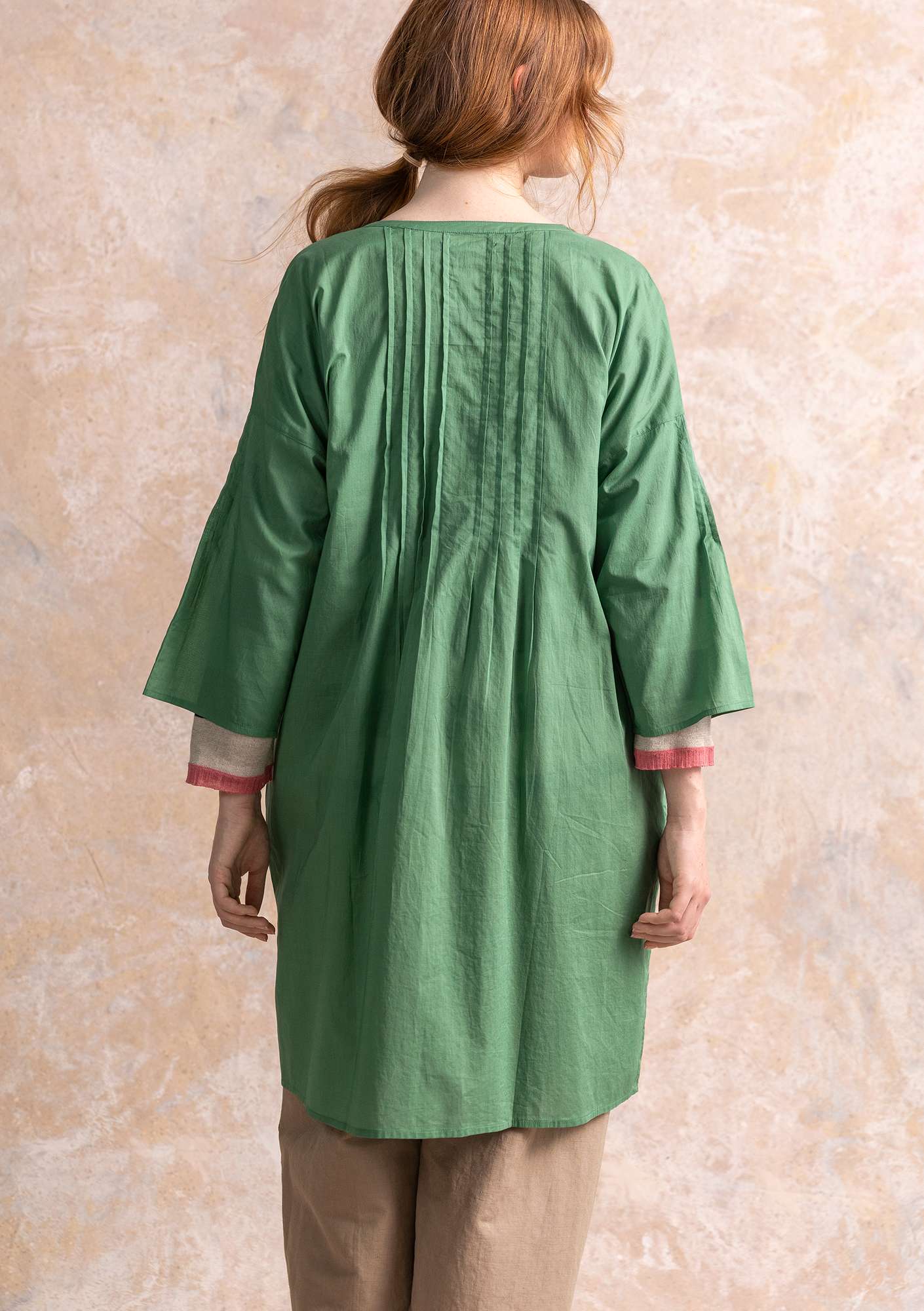 Vevd kjole «Serafina» i økologisk bomull havsgrøn thumbnail