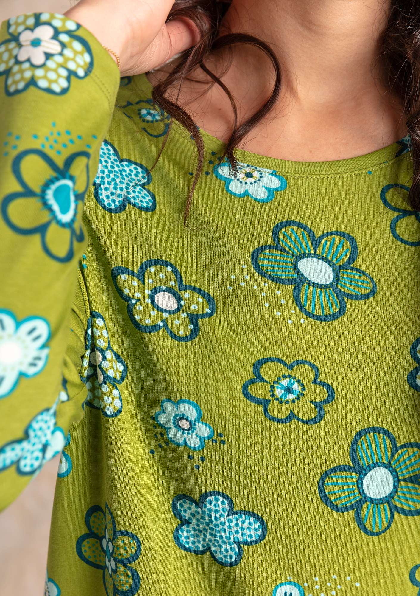 “Aria” jersey tunic in organic cotton/modal kiwi/patterned