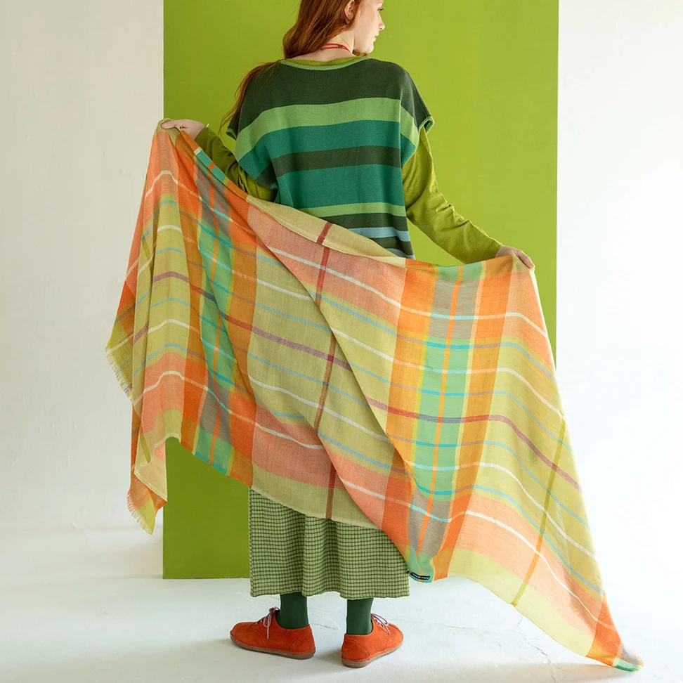 Écharpe "Evania" en laine tissée - avocat