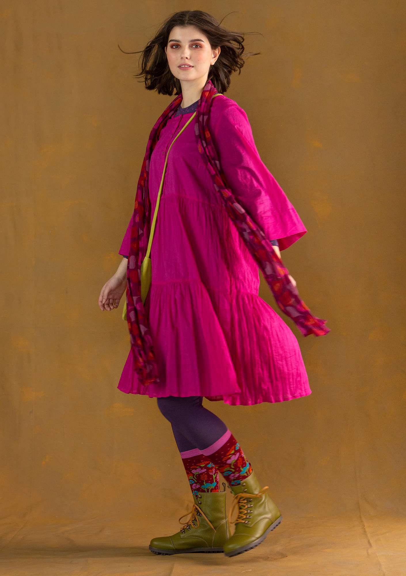 “Fruits” dress in woven organic/recycled cotton cochineal