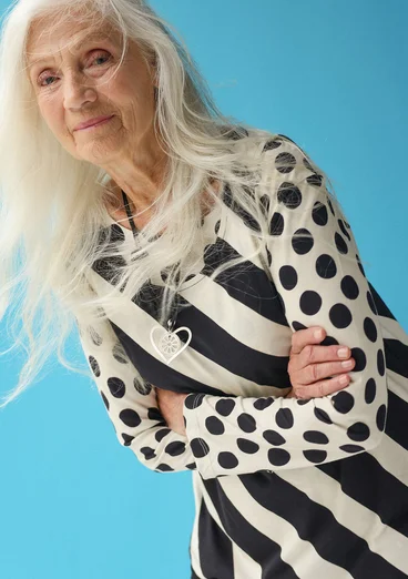 “Aina” jersey top in organic cotton/modal - feather/black