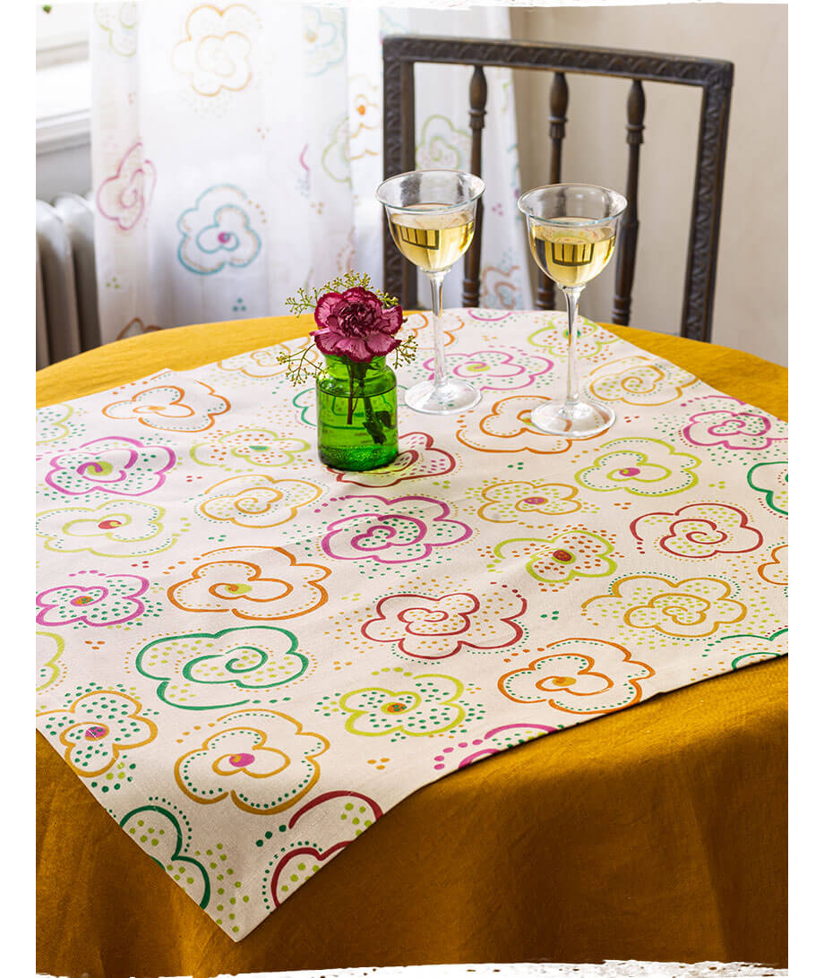 “Krumelur” organic cotton tablecloth