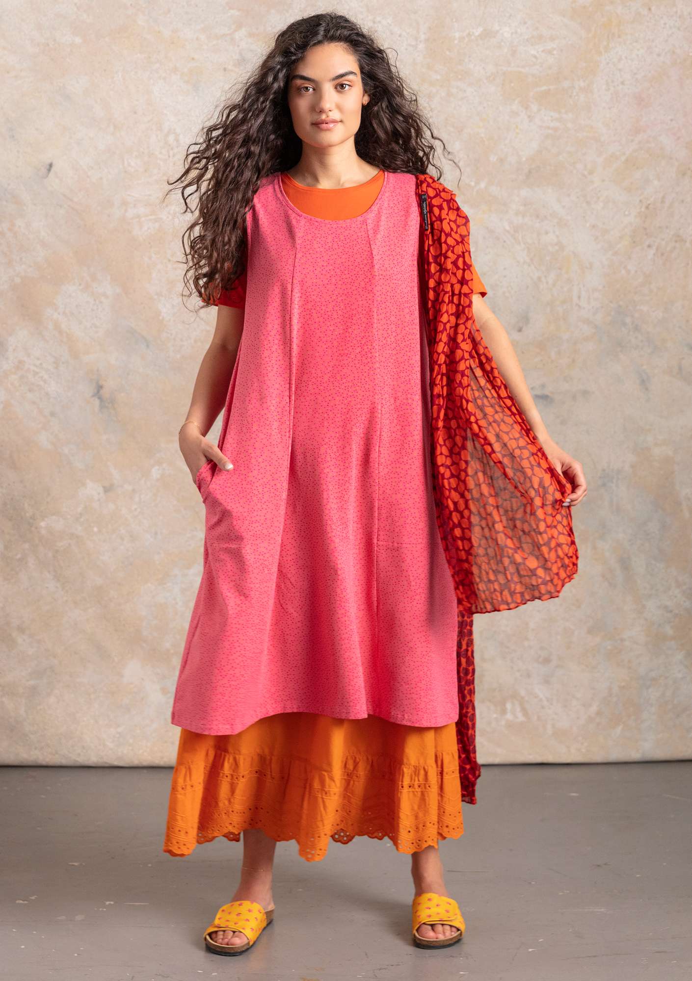 Robe  Iliana  en jersey de coton biologique/élasthanne flamant rose/motif thumbnail