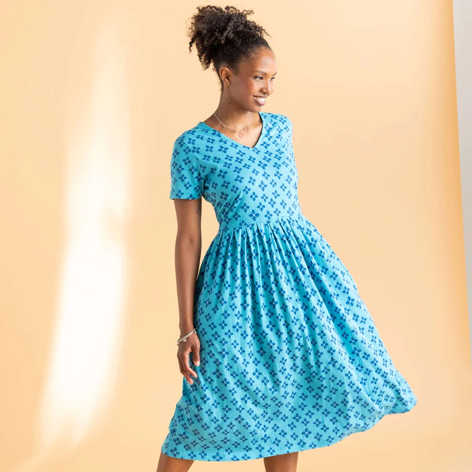 Jerseykleid „June“ aus Bio-Baumwolle - lagunenblau-gemustert