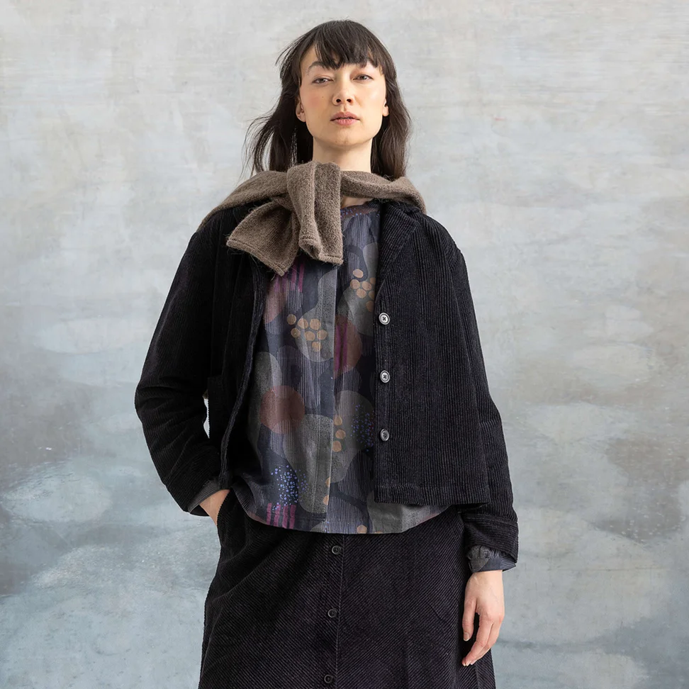 Veste "Rime" en velours côtelé de coton biologique - noir