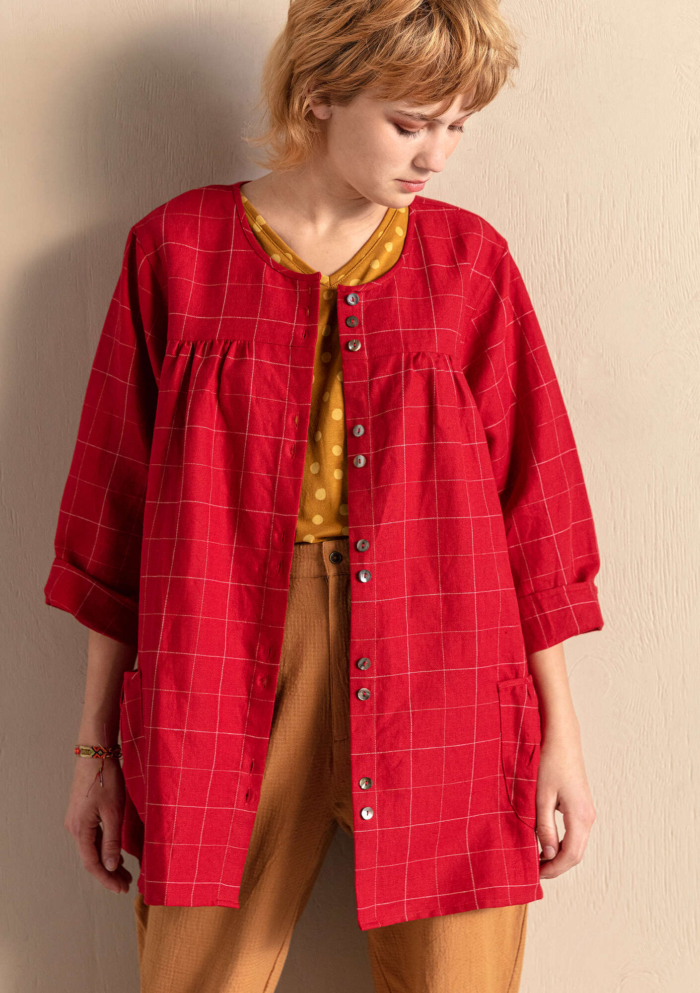 “Greta” woven artist’s blouse in organic cotton/linen poppy thumbnail