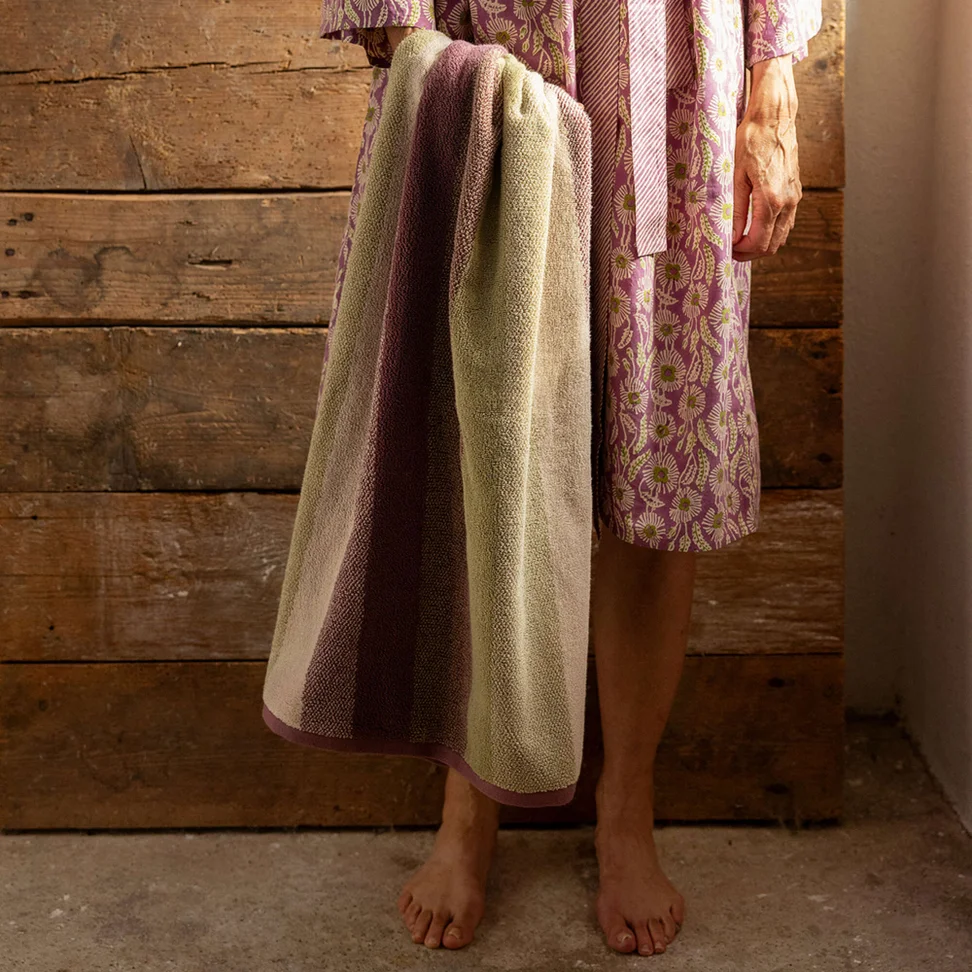 “Waves” organic cotton bath towel - mauve