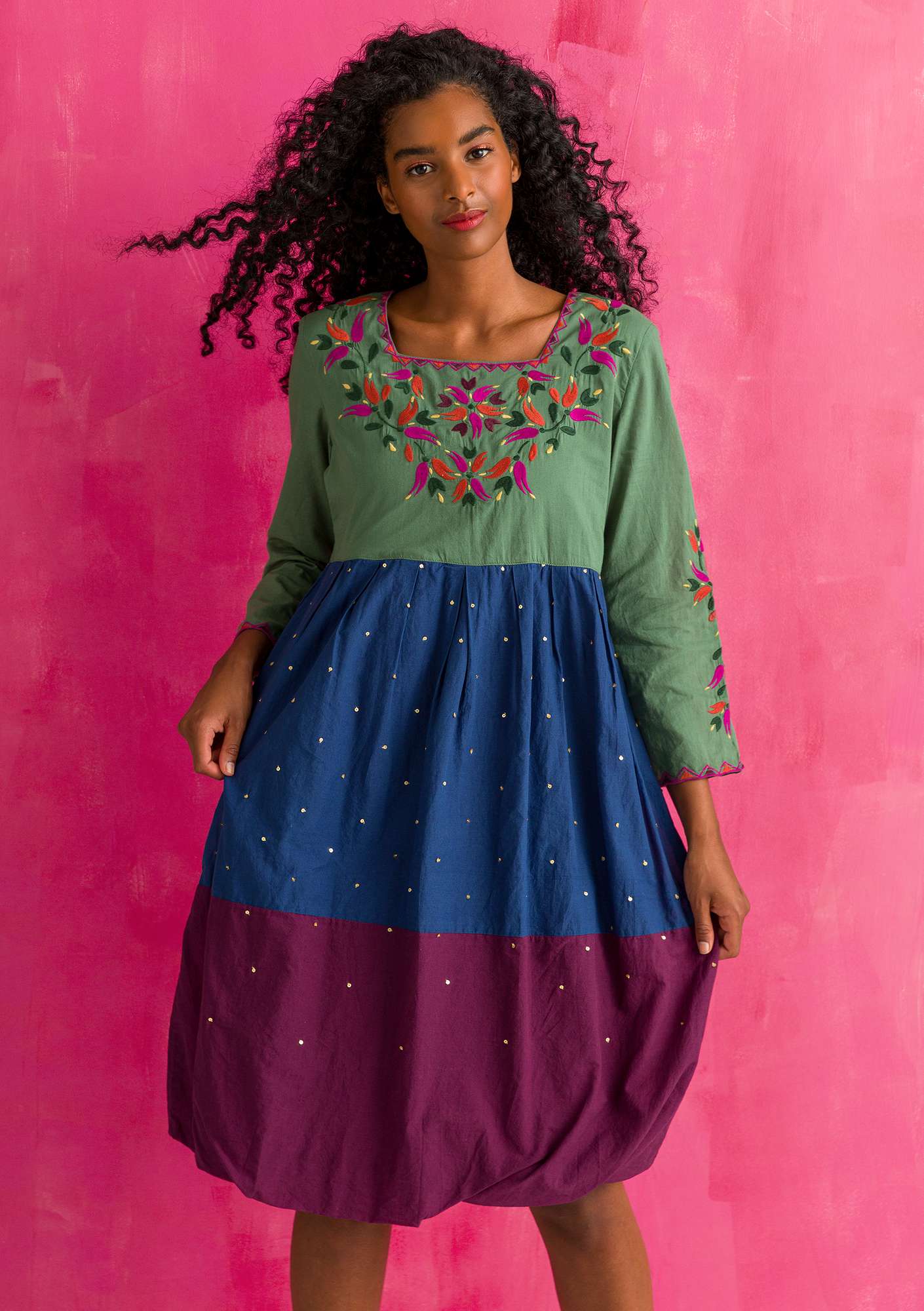 “Volcano” dress in woven organic cotton ocean green thumbnail