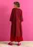 Robe tissée ”Tindra” en coton biologique (rouge agate foncé/motif XXL)