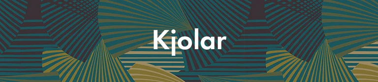 Ett blått, grönt och gult mönster med texten ”Kjolar” i vitt. 