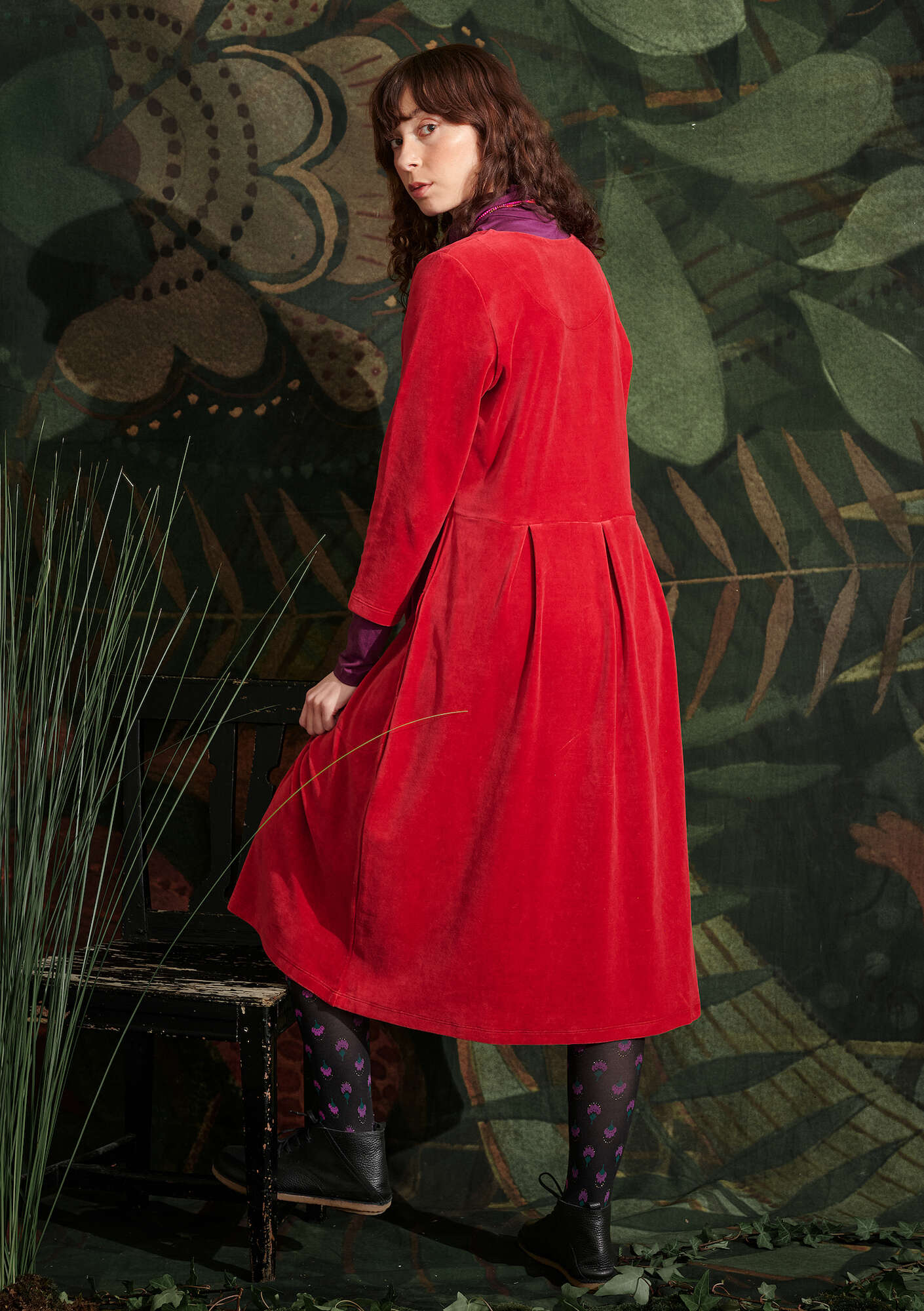 “Orsa” velour dress in organic cotton/recycled polyester tomato
