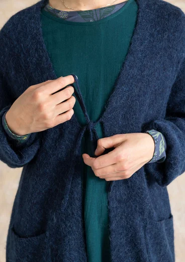 Lång kofta i fluffig alpackamix - bläck/melange