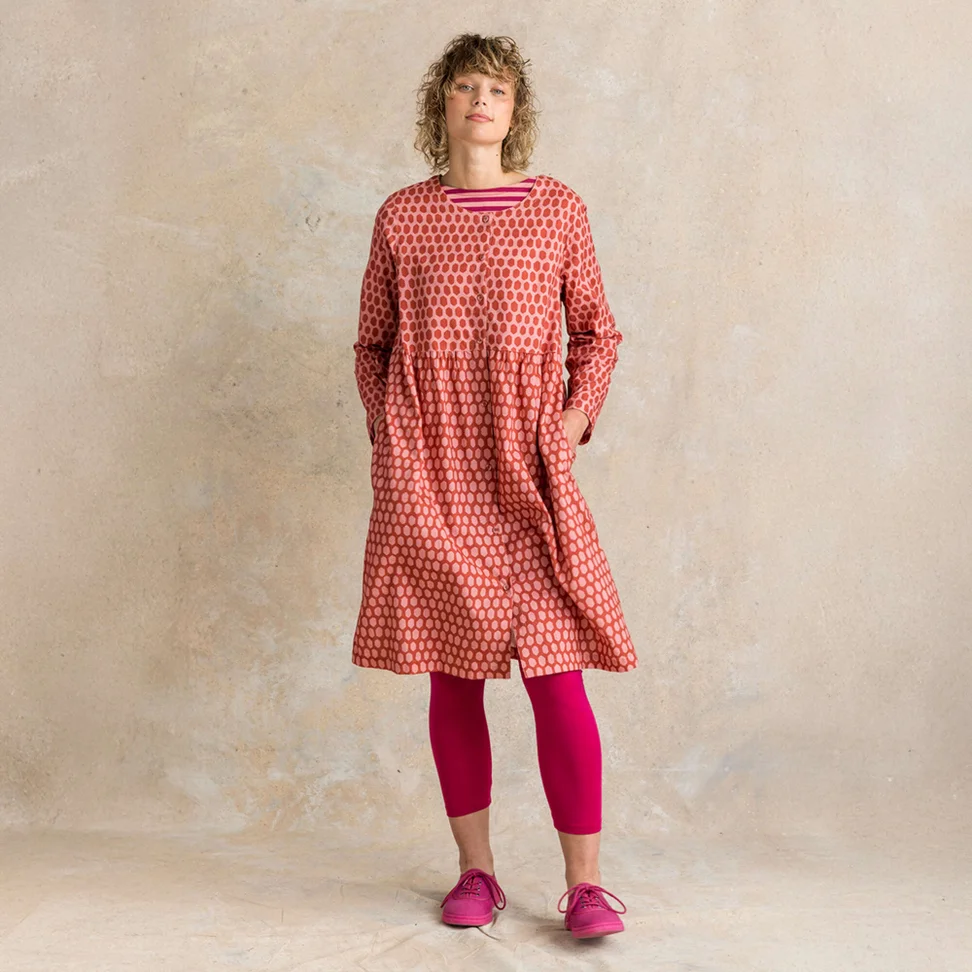 Kangasmekko ”Vendela” ekopuuvillaa - krapinpunainen/kuviollinen