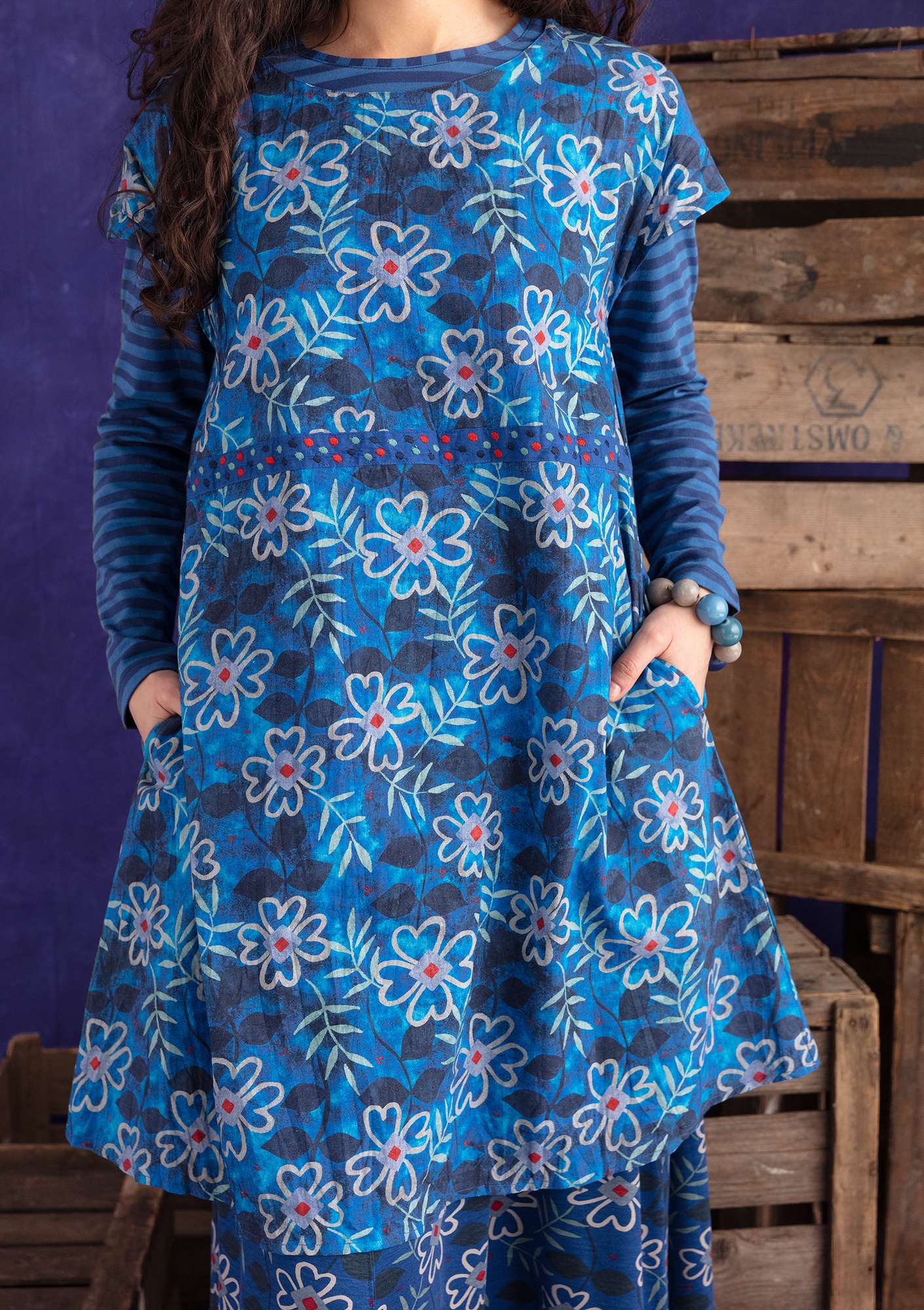 Geweven jurk  Flora  van biologisch katoen indigoblauw thumbnail