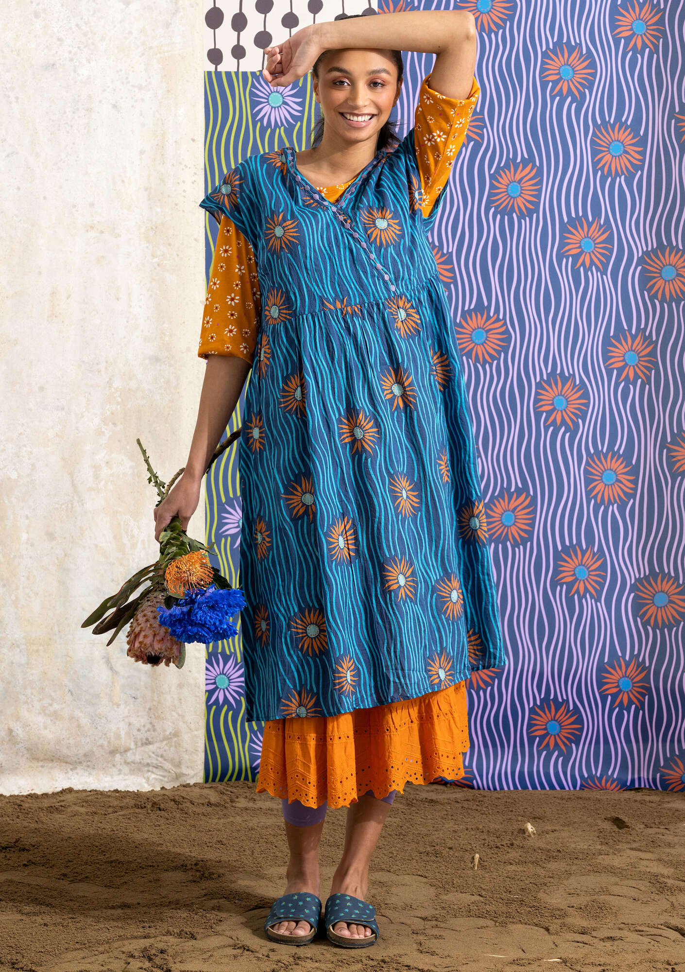 Geweven jurk  Makutsi  van biologisch katoen laguneblauw thumbnail