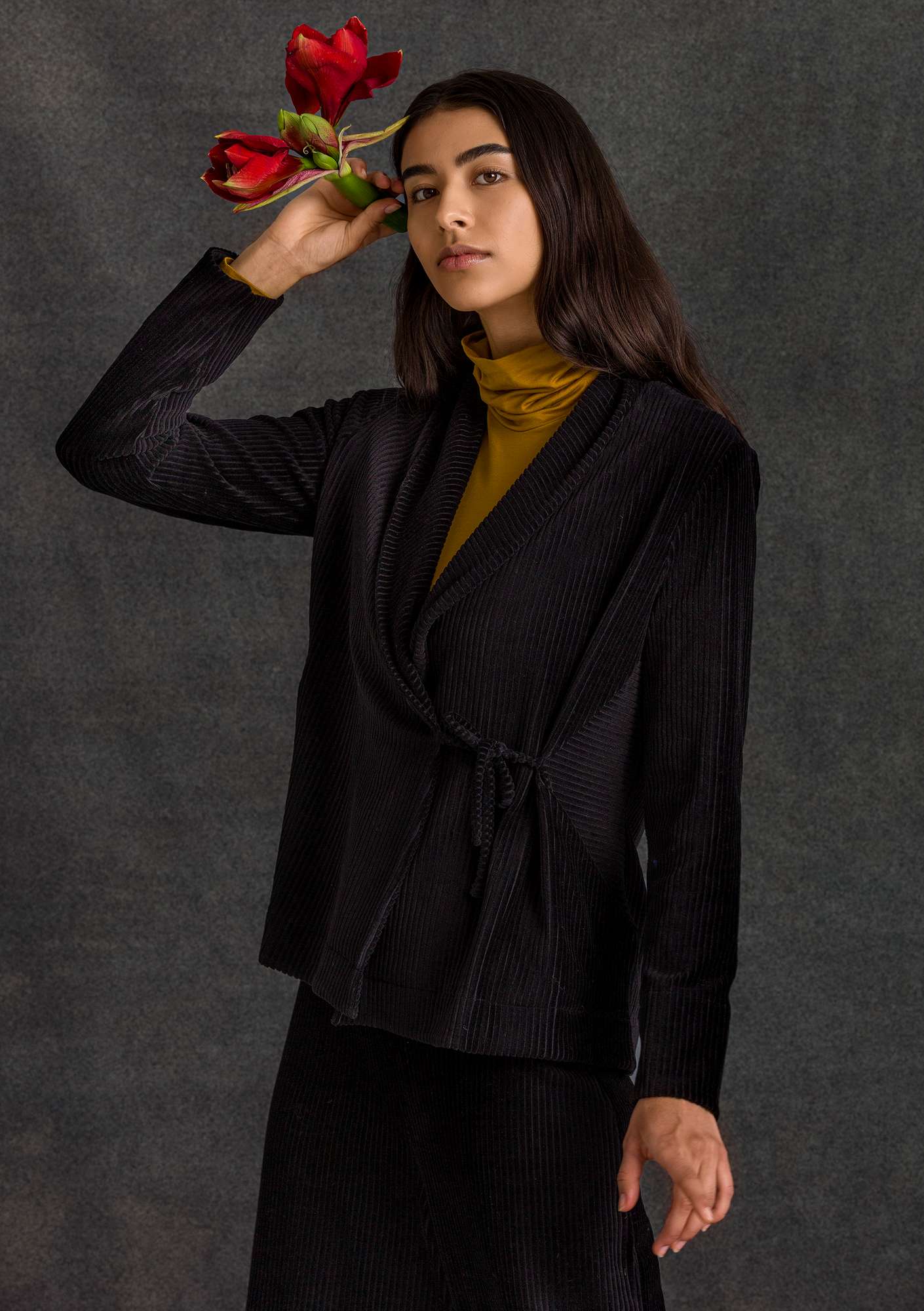 Velour cardigan in organic cotton/recycled polyester/spandex  black thumbnail