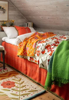 “Drömmar” organic cotton single bedspread - rowan