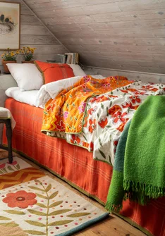 “Drömmar” organic cotton single bedspread - rowan